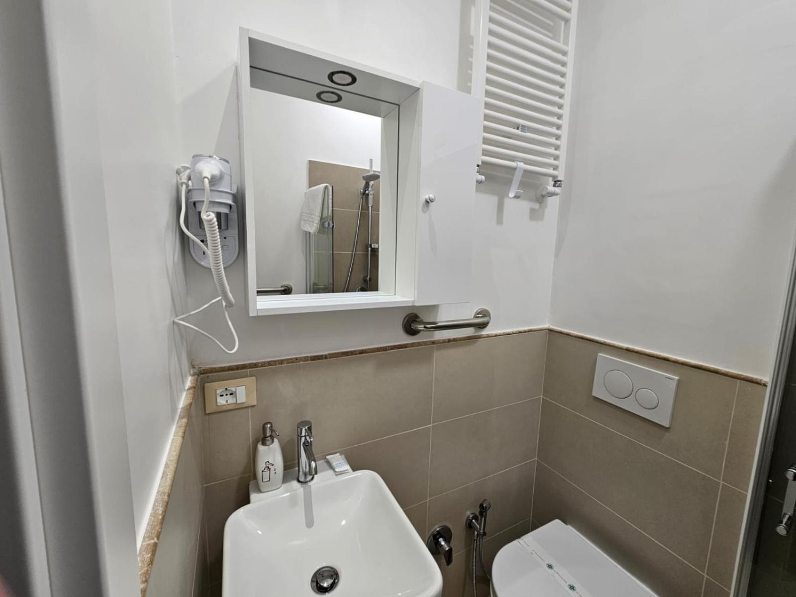 Be Your Home - Stendardi'S House Рим Экстерьер фото